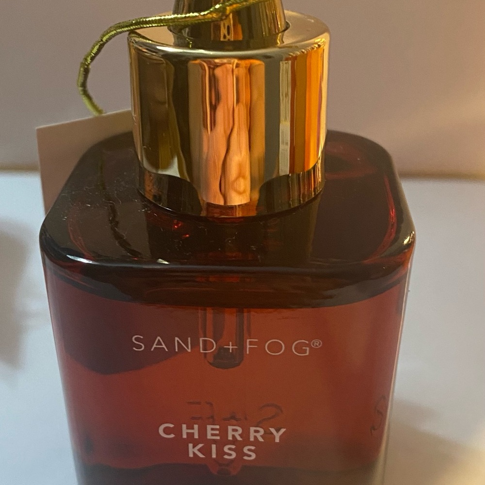 SAND + FOG Cherry Kiss Perfume - Gold and Brown